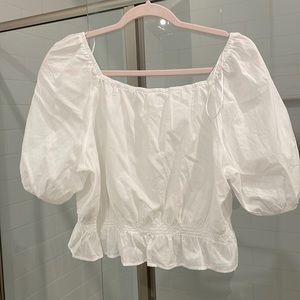 Uniqlo crop top